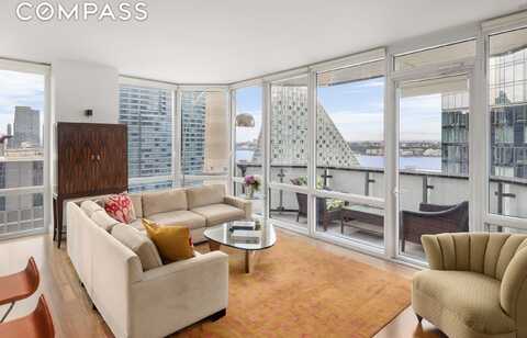 10 West End Avenue, New York, NY 10023
