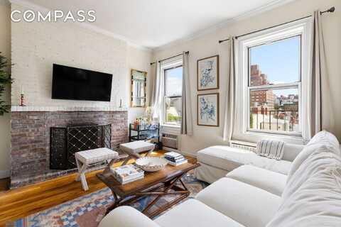 244 West 4th Street, New York, NY 10014