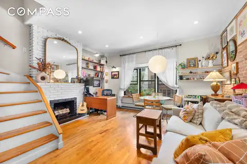 261 West 71st Street, New York, NY 10023