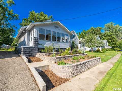 1105 W GILBERT Avenue, Peoria, IL 61604
