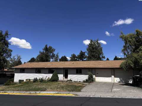 320 SE Crestview, Pullman, WA 99163