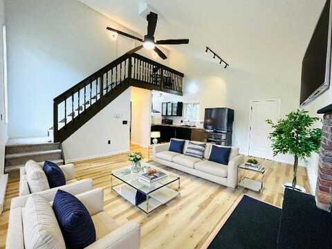 1225 Country Place Drive, Tobyhanna, PA 18466