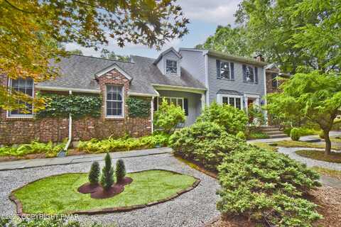 960 Summit Drive, Stroudsburg, PA 18360