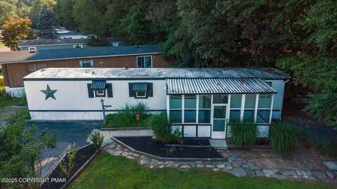 410 Upper Pmhe North Drive, East Stroudsburg, PA 18302