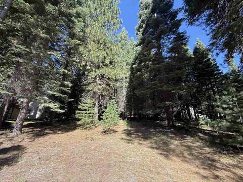 917 Peninsula Drive, Lake Almanor, CA 96137