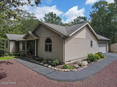 101 Stallion Drive, Lords Valley, PA 18428