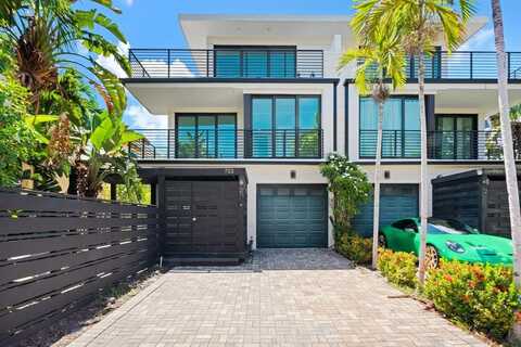 722 NE 15th Ave, Fort Lauderdale, FL 33304