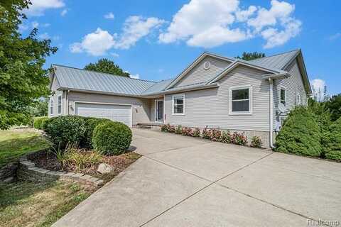 14413 Seymour Road, Linden, MI 48451