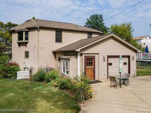 1117 S Long Lake Boulevard, Lake Orion, MI 48362