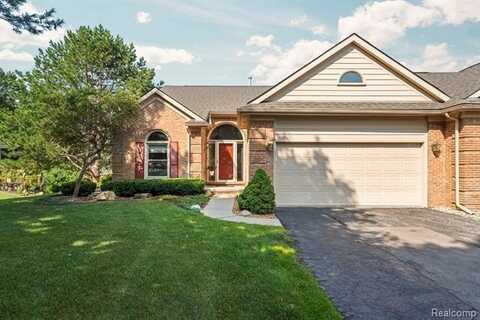 1127 Eagle Nest Drive, Milford, MI 48381