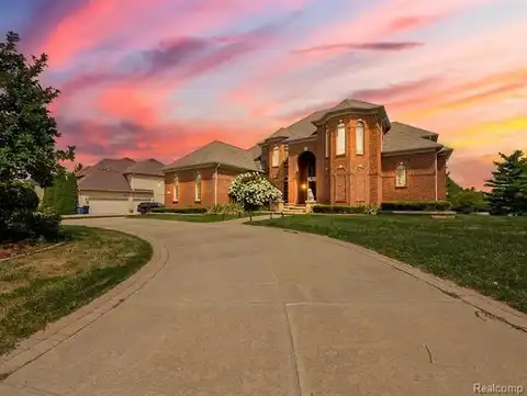 1539 Bartley Lane, Bloomfield Hills, MI 48304
