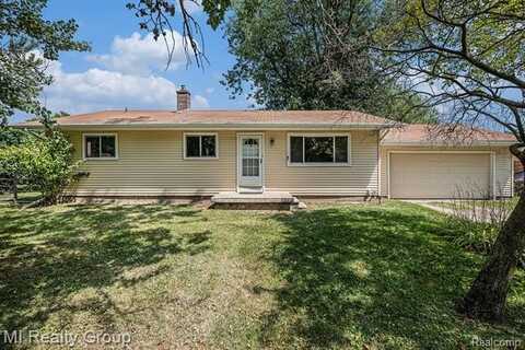 49100 Paul Drive, Chesterfield, MI 48051
