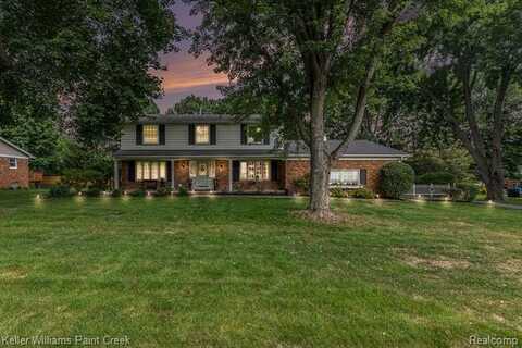 159 E Maryknoll Road, Rochester Hills, MI 48309
