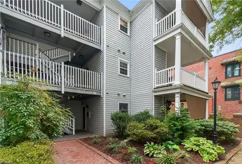 341 London Street, Portsmouth, VA 23704