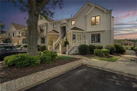 179 Harbor Watch Drive, Chesapeake, VA 23322
