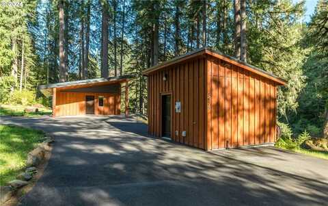 8475 KALAMA RIVER RD, Kalama, WA 98625