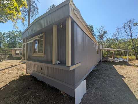 24542 REDWOOD HWY, Kerby, OR 97531