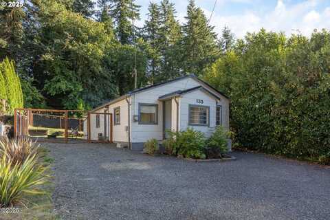 135 NW 6TH ST, Toledo, OR 97391