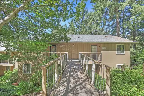 3837 COLONY OAKS DR, Eugene, OR 97405