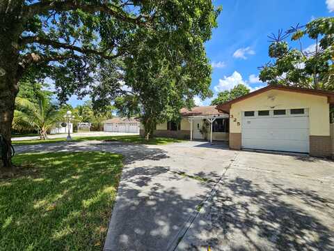 325 NW Rebecca Avenue, Port Saint Lucie, FL 34983