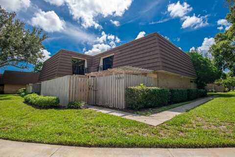 1607 16th Lane, Palm Beach Gardens, FL 33418