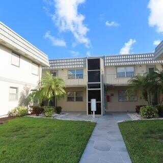 445 Brittany J, Delray Beach, FL 33446