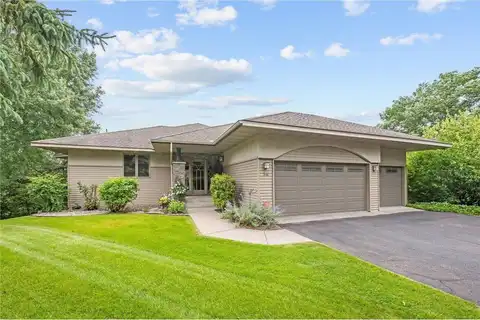 34 Summit View, North Oaks, MN 55127