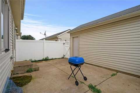 7676 Hampshire Avenue N, Brooklyn Park, MN 55428