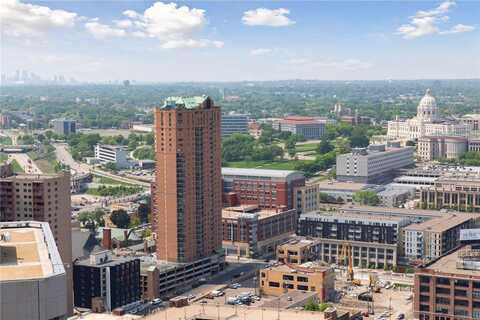 78 10th Street E, Saint Paul, MN 55101