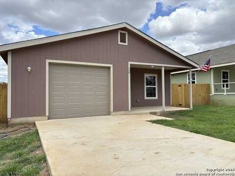 706 E 5th, Nixon, TX 78140