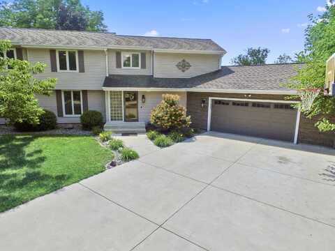 731 Thornecrest Court, Janesville, WI 53546