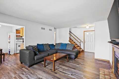 7422 Old Sauk Road, Madison, WI 53717