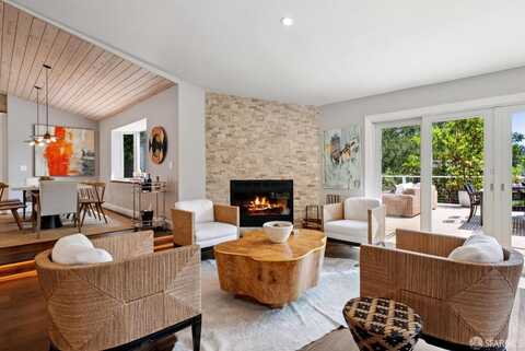 69 La Espiral, Orinda, CA 94563