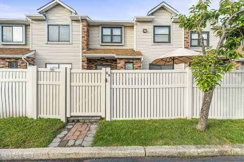 69 Gina Court, Staten Island, NY 10314