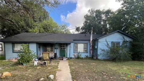 964 E Mountain Street, Seguin, TX 78155