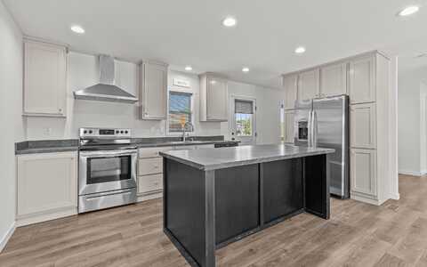 1182 E Justice Road, Central Point, OR 97502