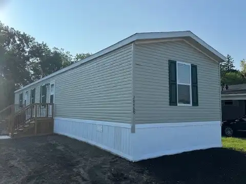 28469 Spruce, Flat Rock, MI 48134