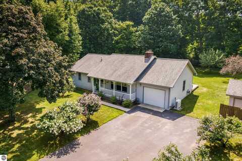493 Circle Drive, Beulah, MI 49617