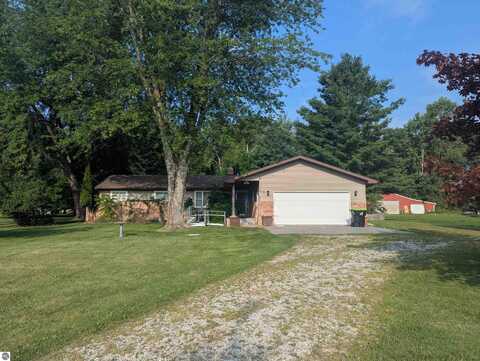 910 N Court Street, Au Gres, MI 48703