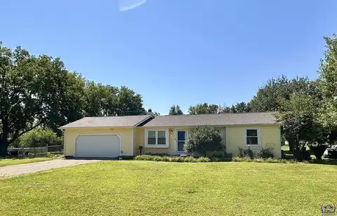 8121 SW 23rd TER, Topeka, KS 66614
