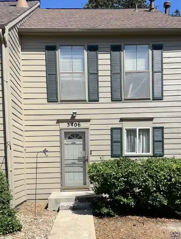 3406 SW Arrowhead RD, Topeka, KS 66614