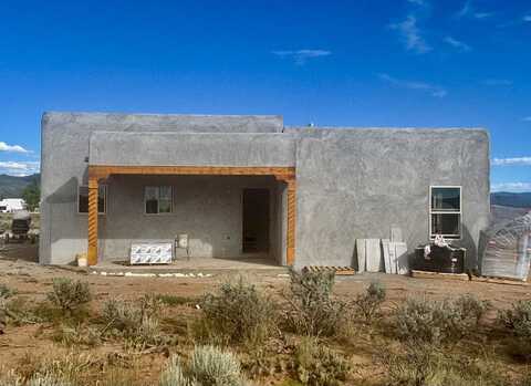 7 Calle Luna, El Prado, NM 87529
