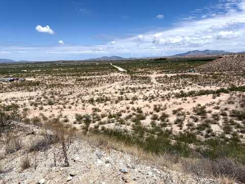 9.93 ac E Taylor Pass, Benson, AZ 85602