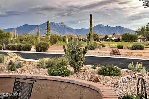 2173 E Page Mill Drive, Green Valley, AZ 85614