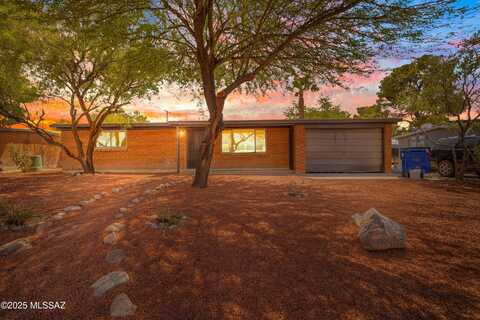 5202 E 24th Street, Tucson, AZ 85711