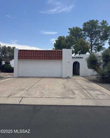6752 E Via Dorado, Tucson, AZ 85715