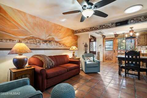 445 S Paseo Quinta, Green Valley, AZ 85614