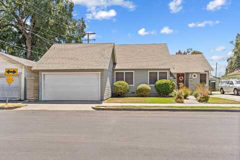 511 W Race Avenue, Visalia, CA 93291
