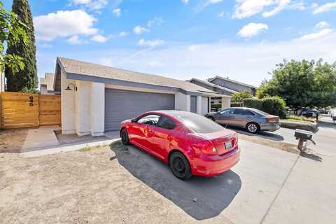 645 E Harold Avenue, Visalia, CA 93292