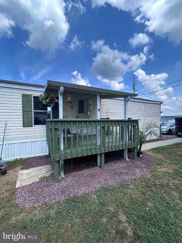 47 OURS DRIVE, MARTINSBURG, WV 25405